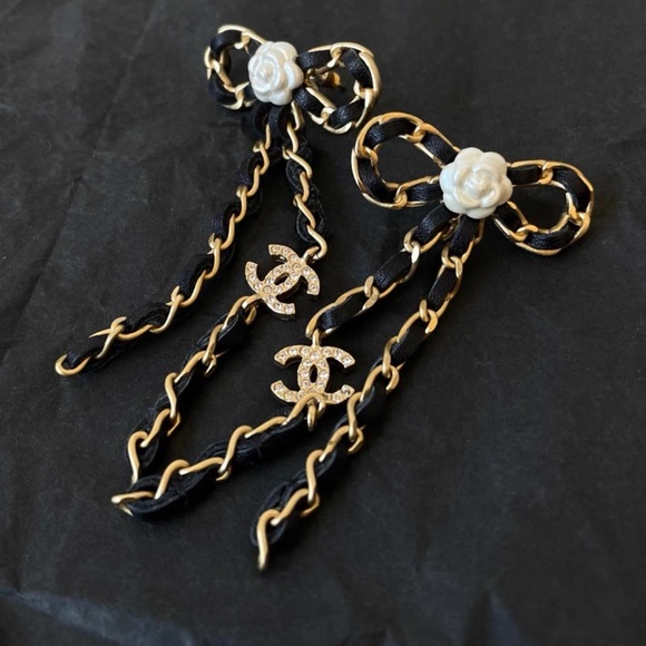 CHANEL Jewelry - Chanel earrings